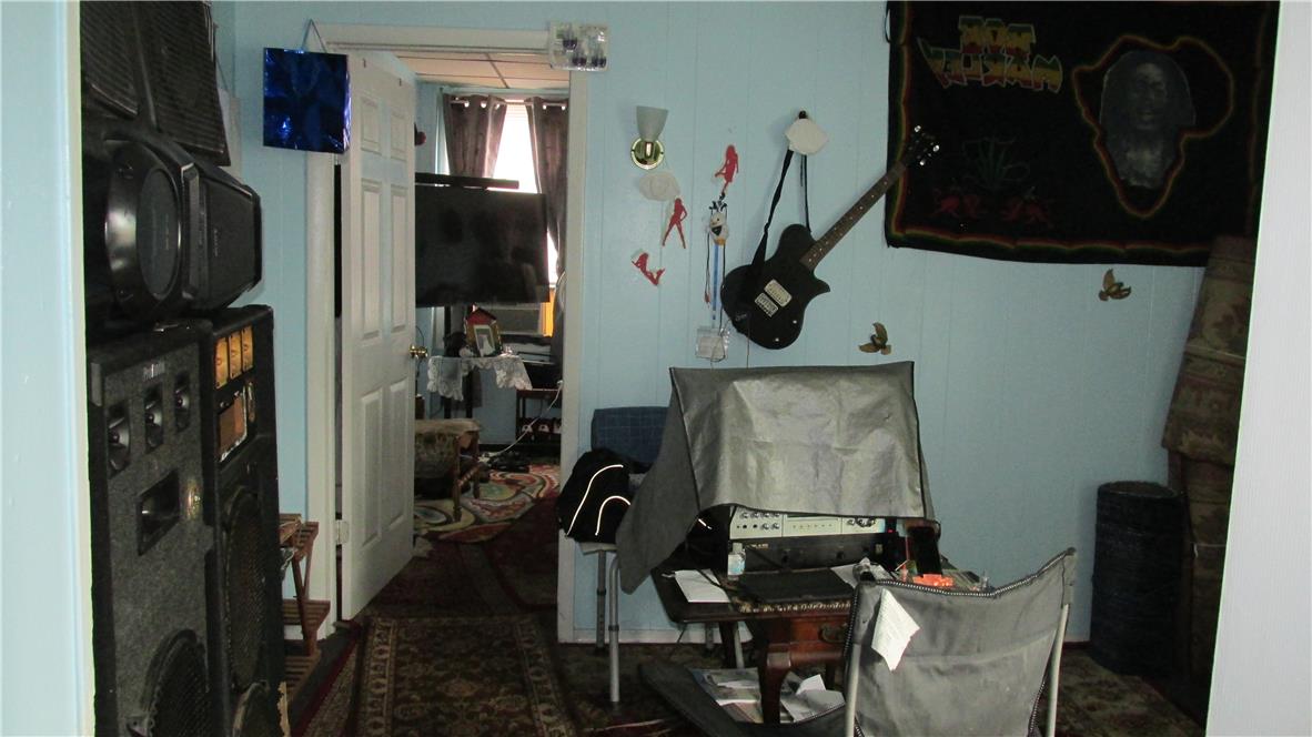 679 Northampton Street Property Photo 35