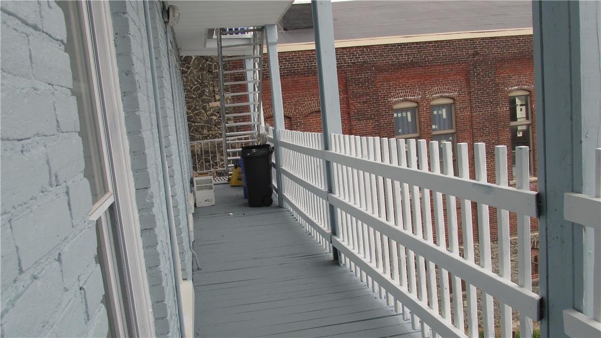 679 Northampton Street Property Photo 41