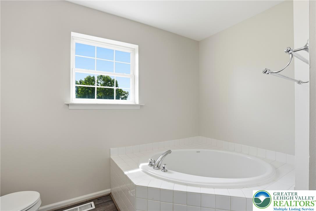 55 Autumn Lane Property Photo 31