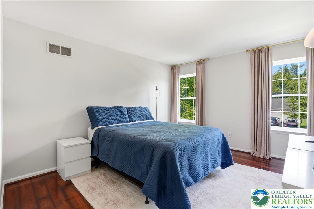 55 Autumn Lane Property Photo 38
