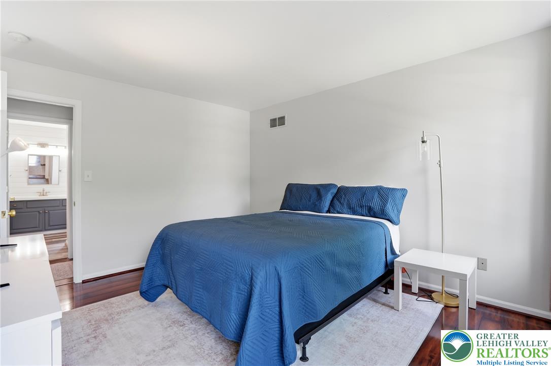 55 Autumn Lane Property Photo 39