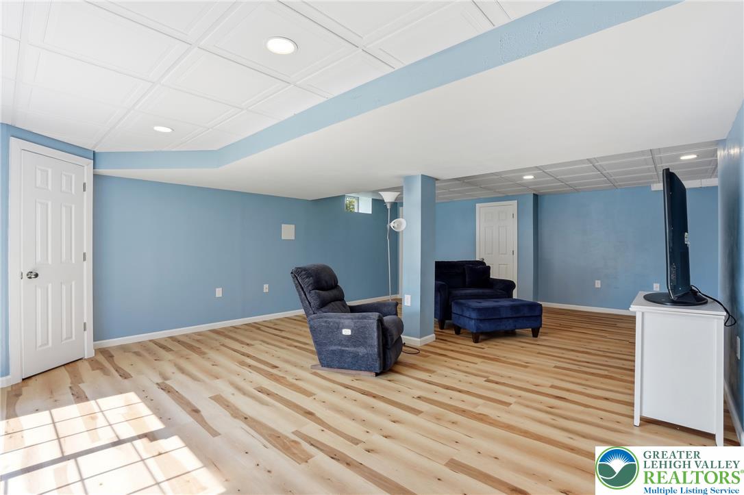 55 Autumn Lane Property Photo 46