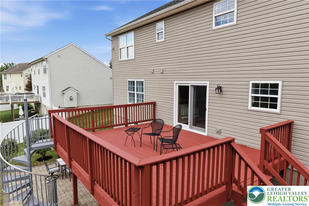 55 Autumn Lane Property Photo 60