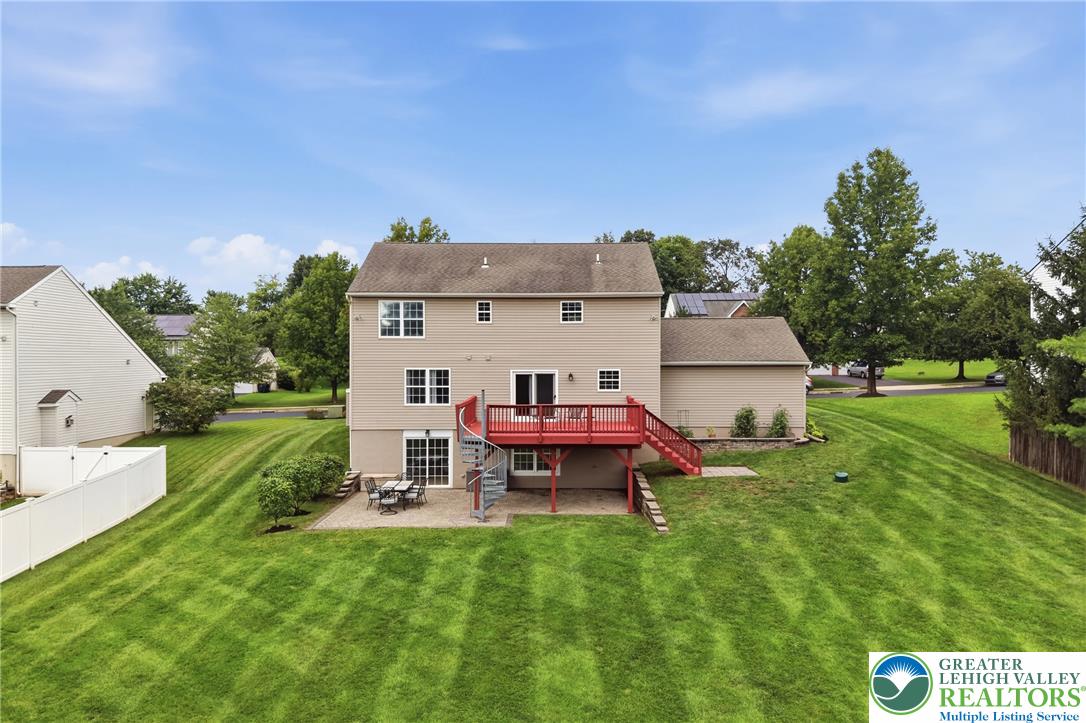 55 Autumn Lane Property Photo 63