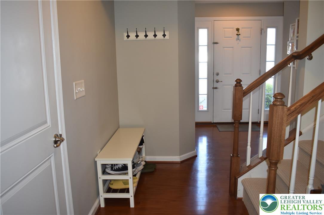 3518 Penfield Way Property Photo 2