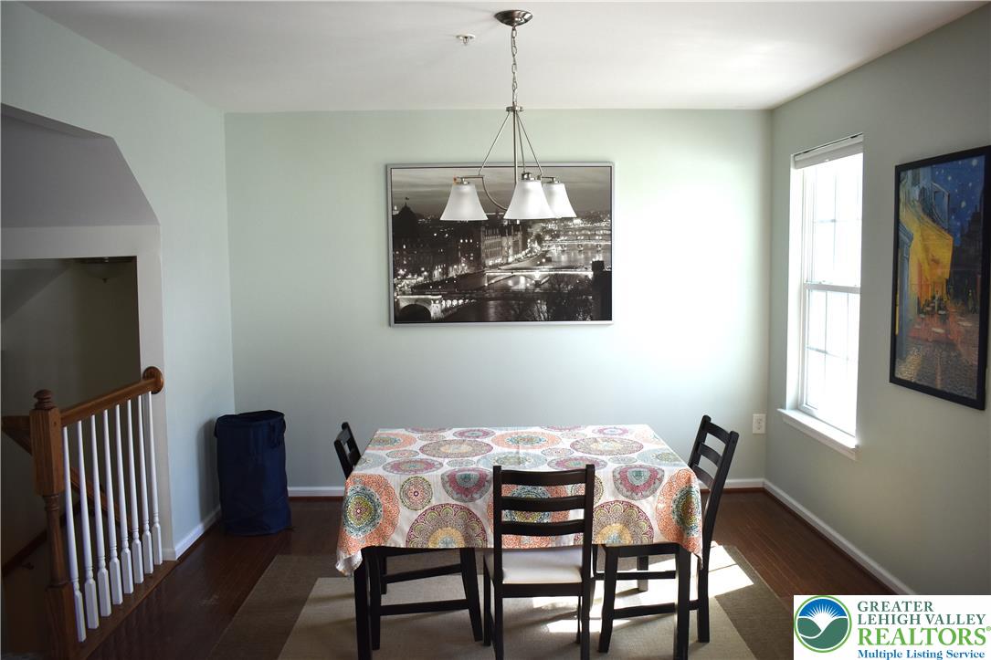 3518 Penfield Way Property Photo 11