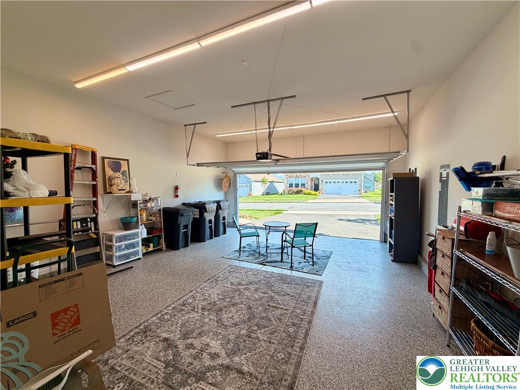 7951 Schaefer Crst Property Photo 23