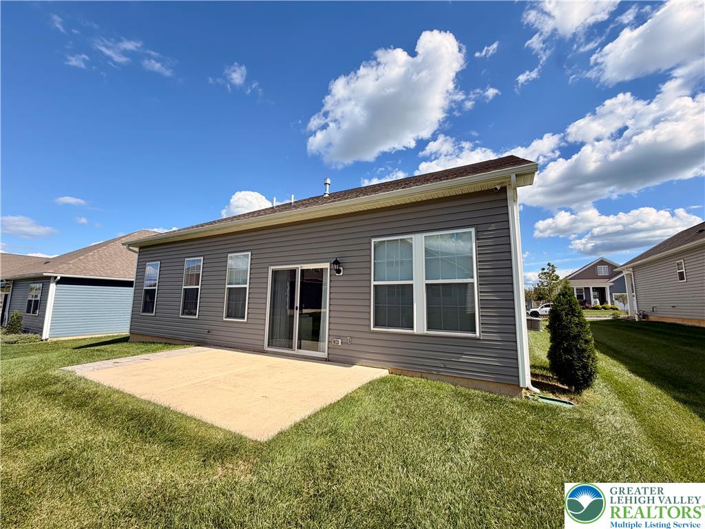 7951 Schaefer Crst Property Photo 25
