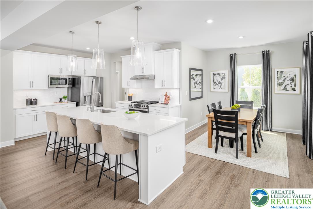 783996 Property Photo 2