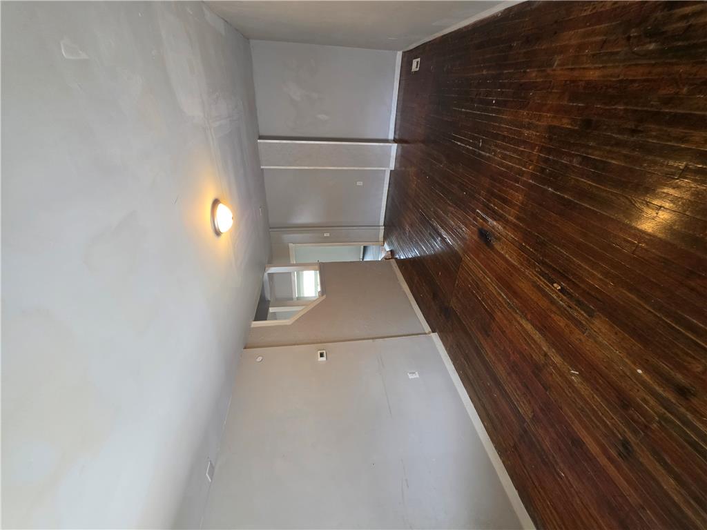 46 East Hazard Street Property Photo 8