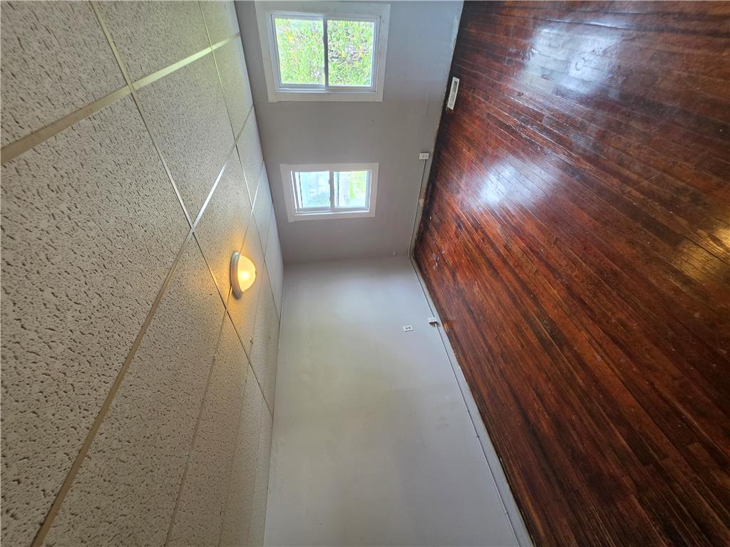 46 East Hazard Street Property Photo 13