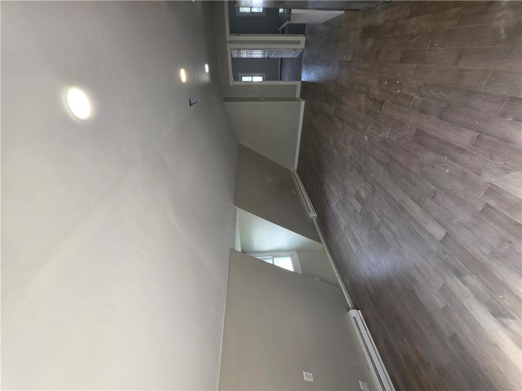 46 East Hazard Street Property Photo 25