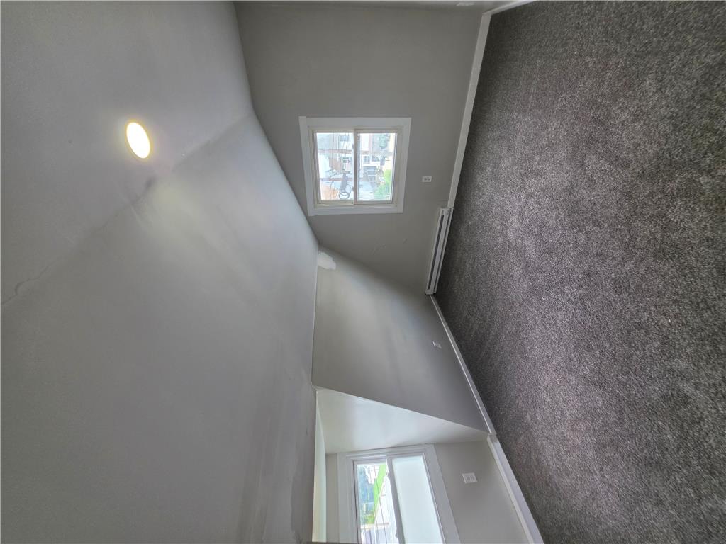 46 East Hazard Street Property Photo 28