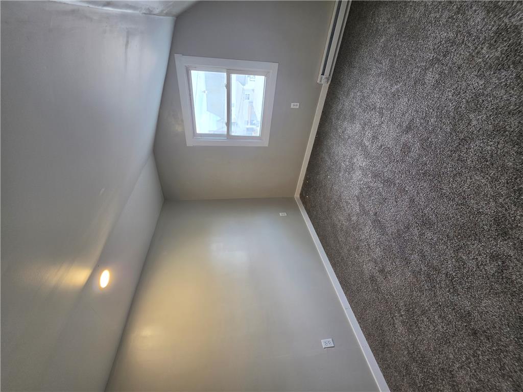 46 East Hazard Street Property Photo 29