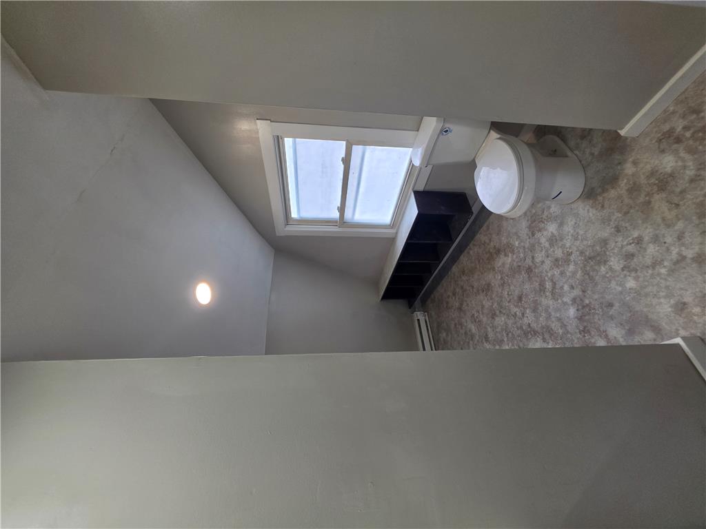 46 East Hazard Street Property Photo 31