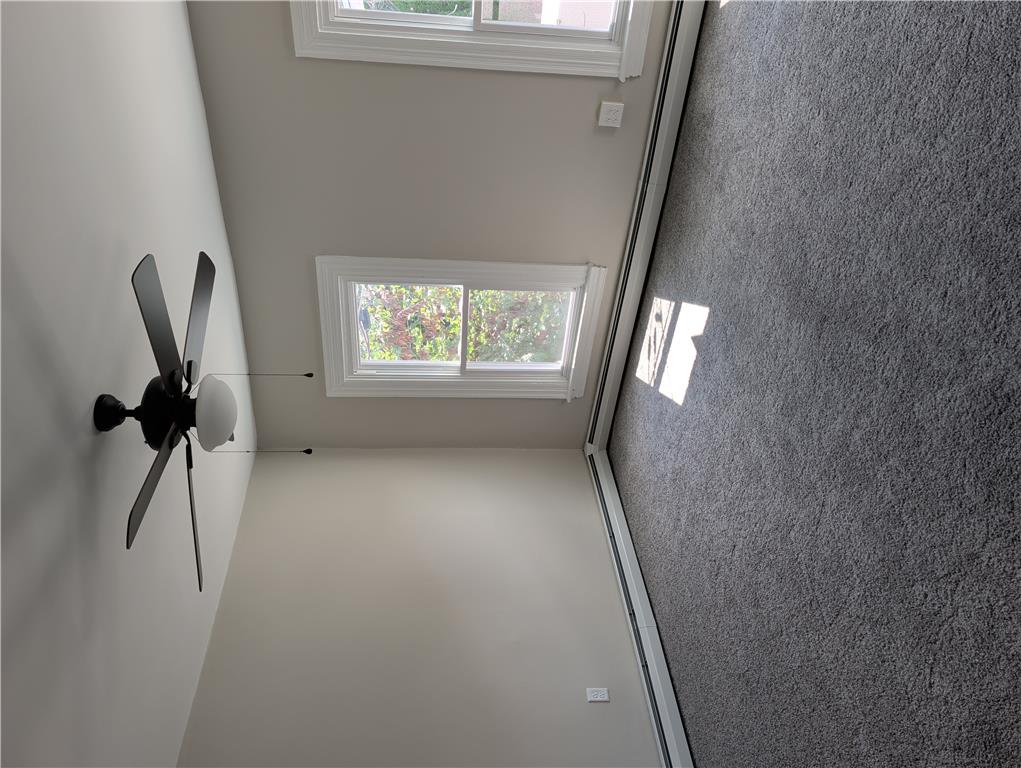 1031 Washington Street 2 Property Photo 6