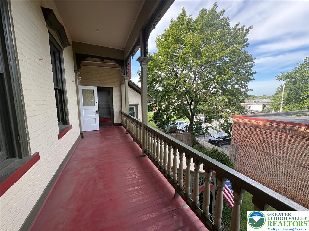 146 North Street Property Photo 16