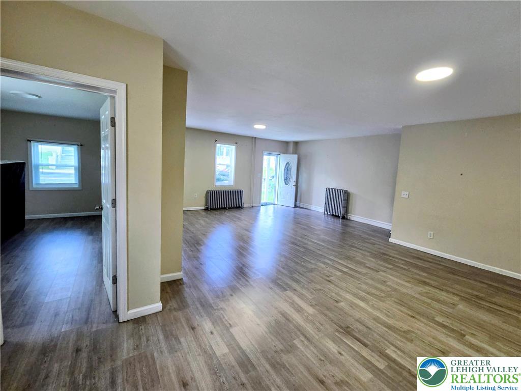 2111 North 1st Avenue Property Photo 3