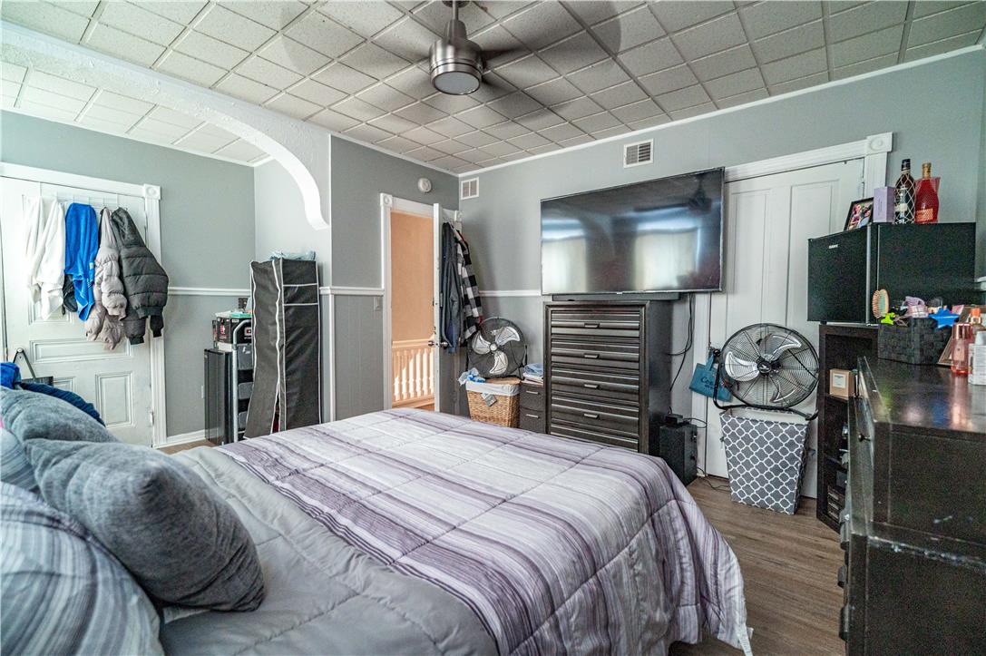 715 2nd Street Property Photo 24