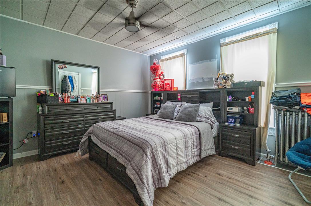 715 2nd Street Property Photo 27