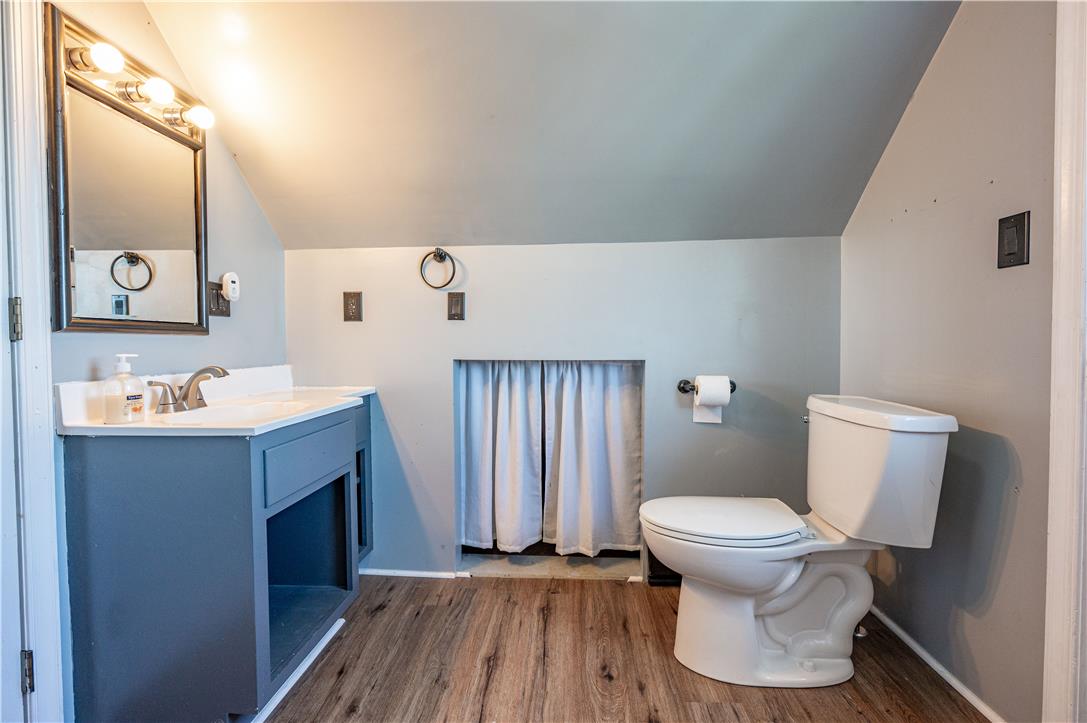 715 2nd Street Property Photo 48