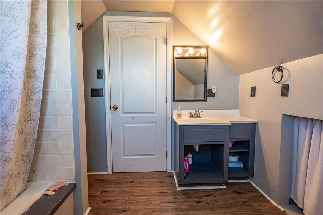 715 2nd Street Property Photo 50