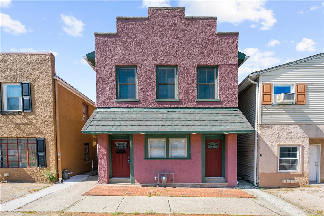609 Walnut Avenue Property Photo 1