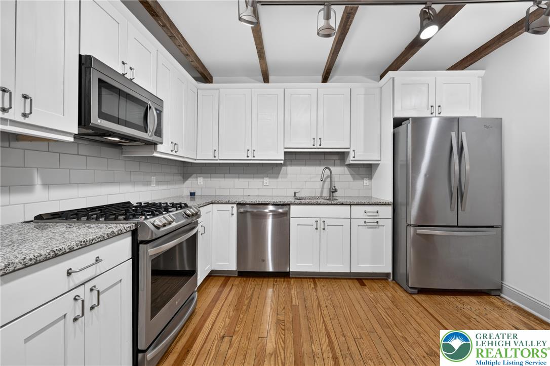 428 Northampton St 1r Property Photo 11