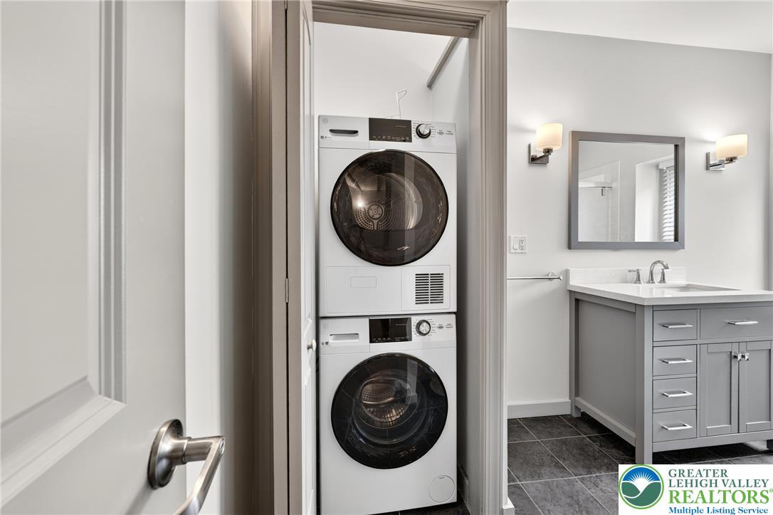 428 Northampton St 1r Property Photo 15