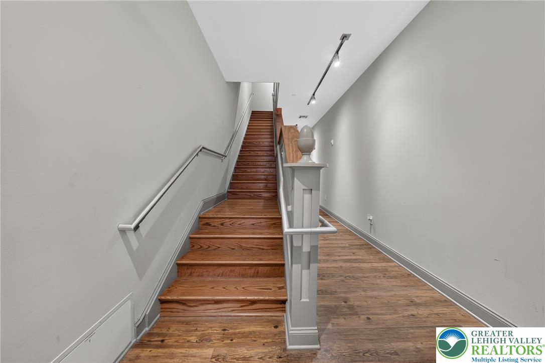 428 Northampton Street 2b Property Photo 9
