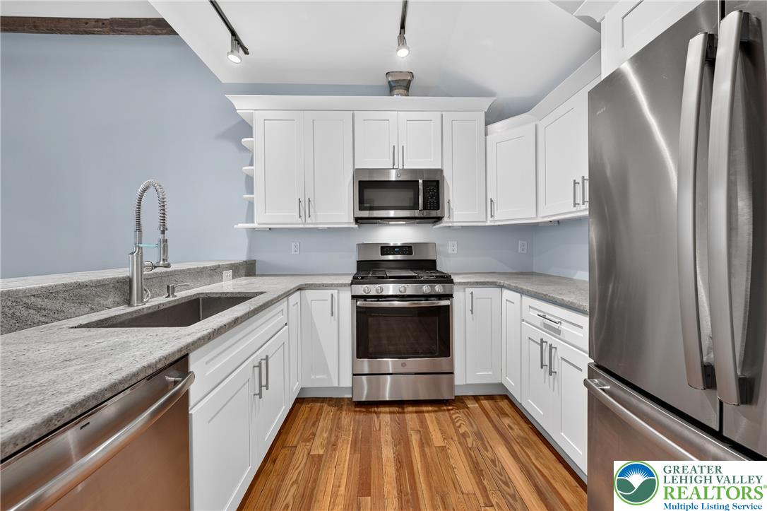 428 Northampton Street 2b Property Photo 16