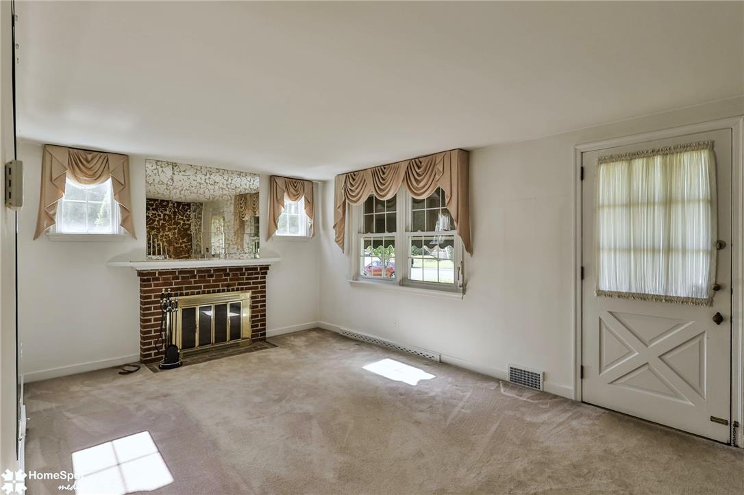 1439 Westgate Drive Property Photo 7