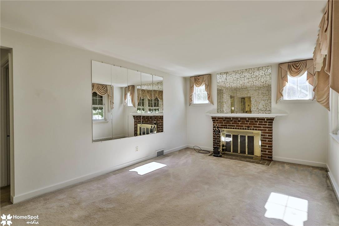 1439 Westgate Drive Property Photo 9