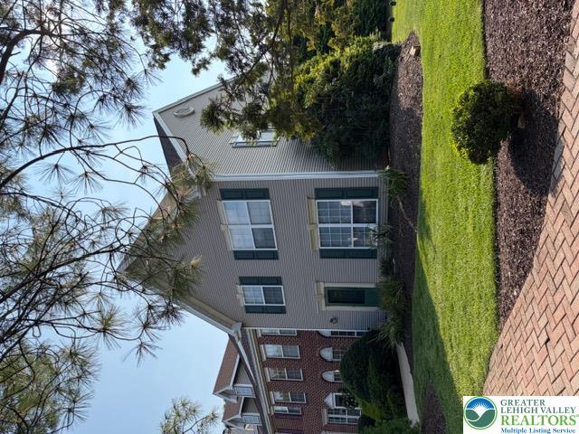 1962 Pine Court Property Photo 1