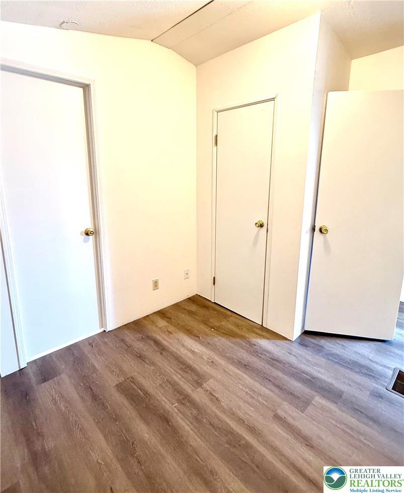 204 Molly Pitcher Road Property Photo 17