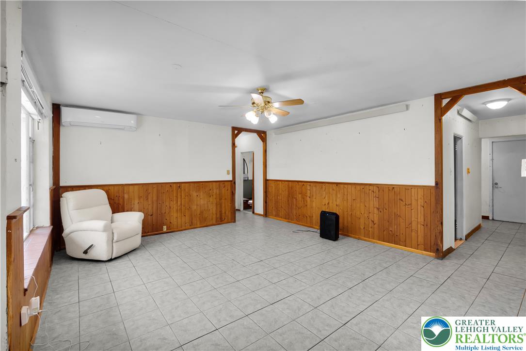 2160 Wassergass Road Property Photo 10
