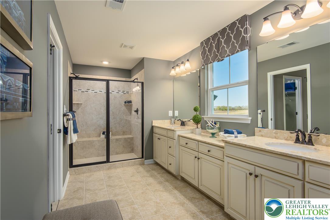 784058 Property Photo 7
