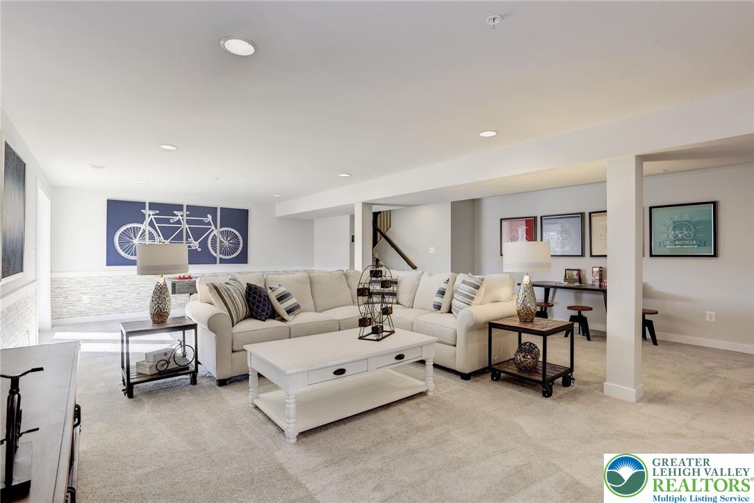 784058 Property Photo 10