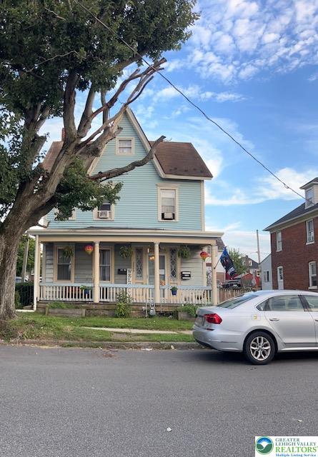 2400 Birch Street Property Photo 1