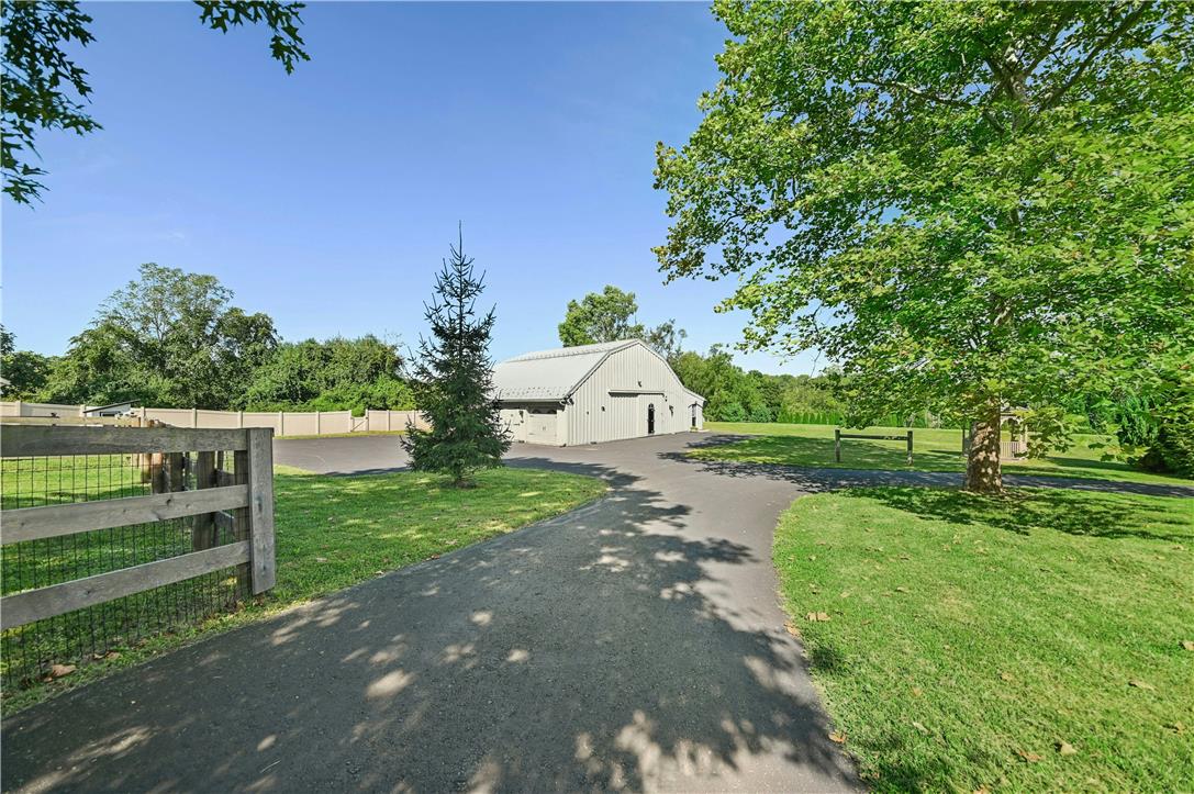 4384 Lehnenberg Road Property Photo 4