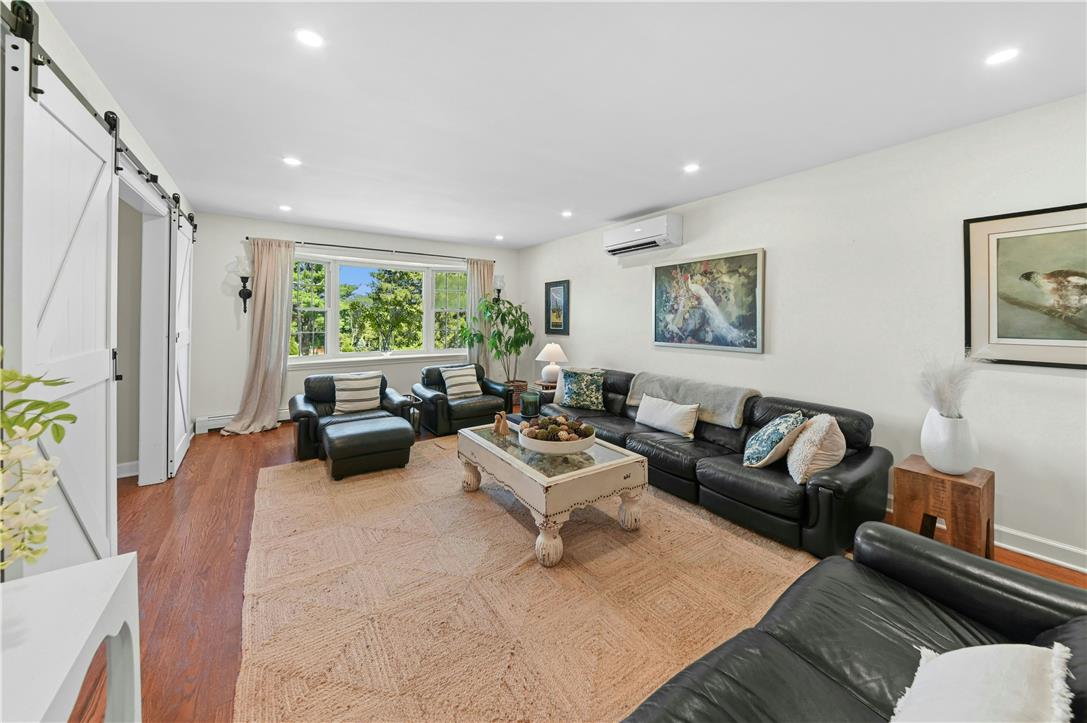 4384 Lehnenberg Road Property Photo 10