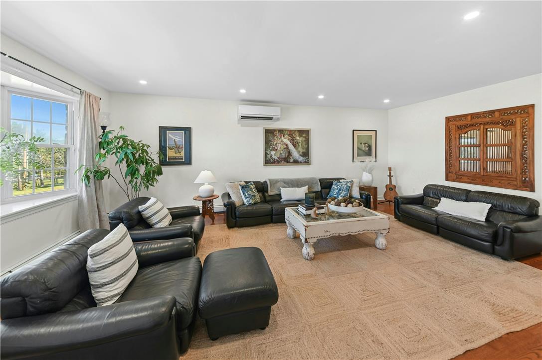 4384 Lehnenberg Road Property Photo 11