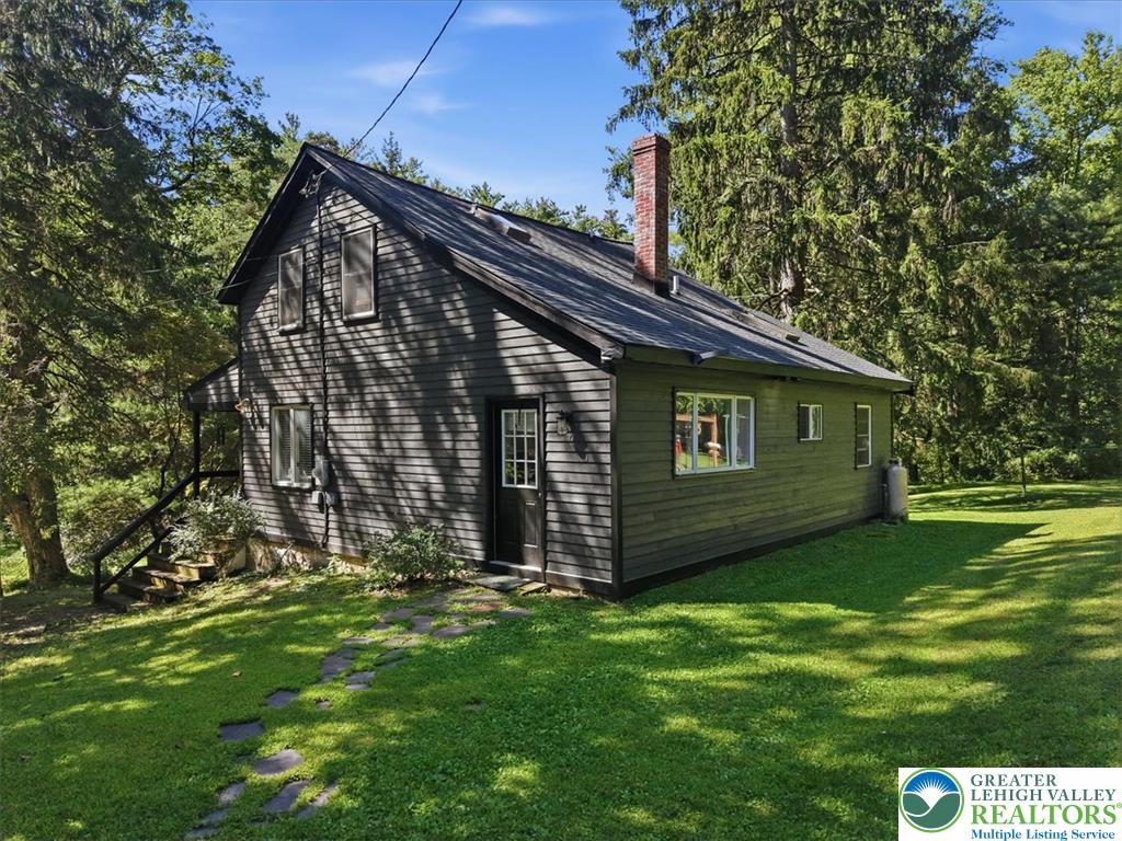 1408 Fox Gap Road Property Photo 4