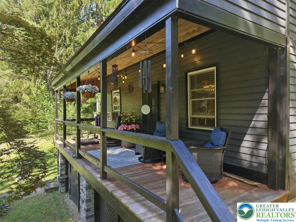 1408 Fox Gap Road Property Photo 5