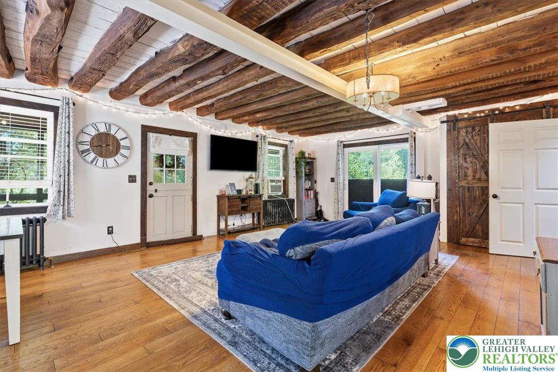 1408 Fox Gap Road Property Photo 7