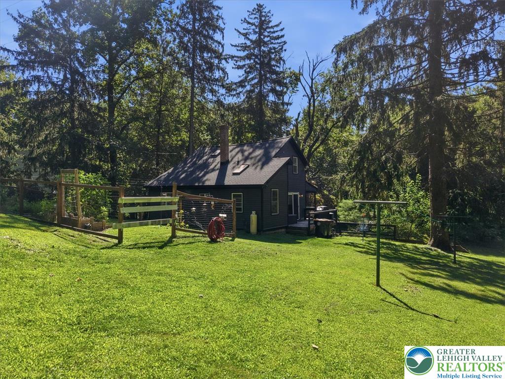 1408 Fox Gap Road Property Photo 27