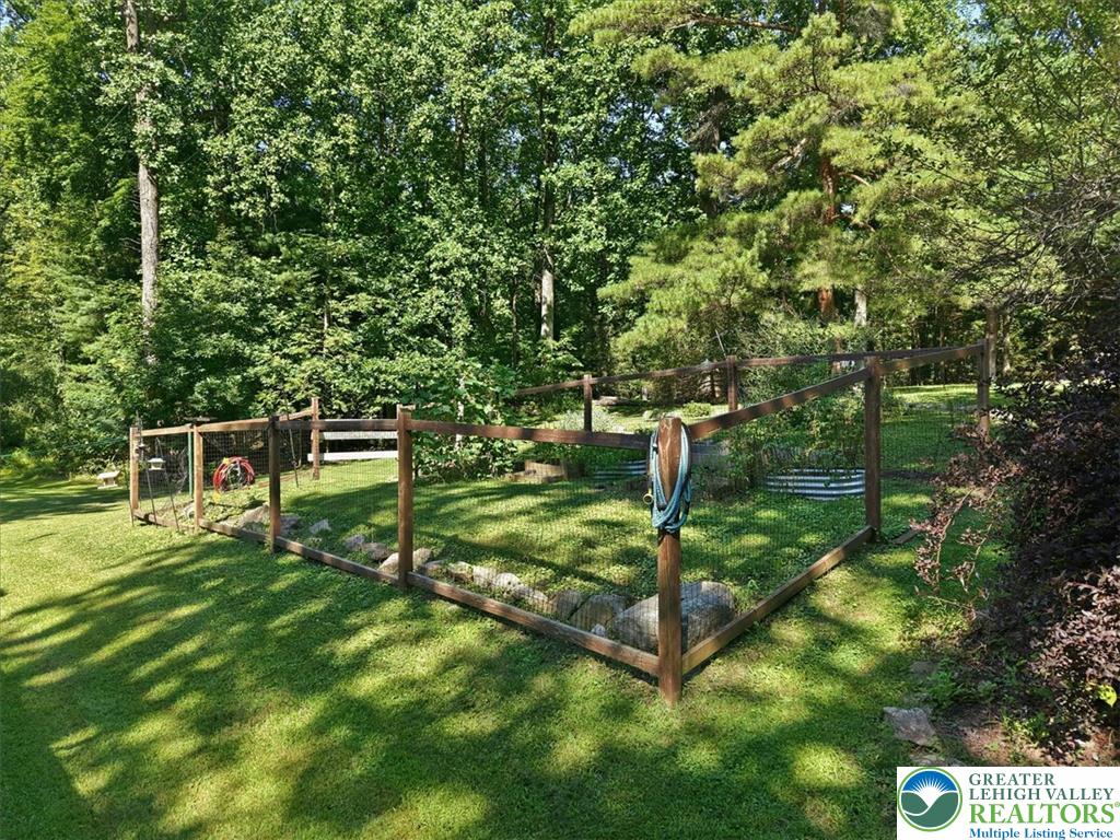 1408 Fox Gap Road Property Photo 32