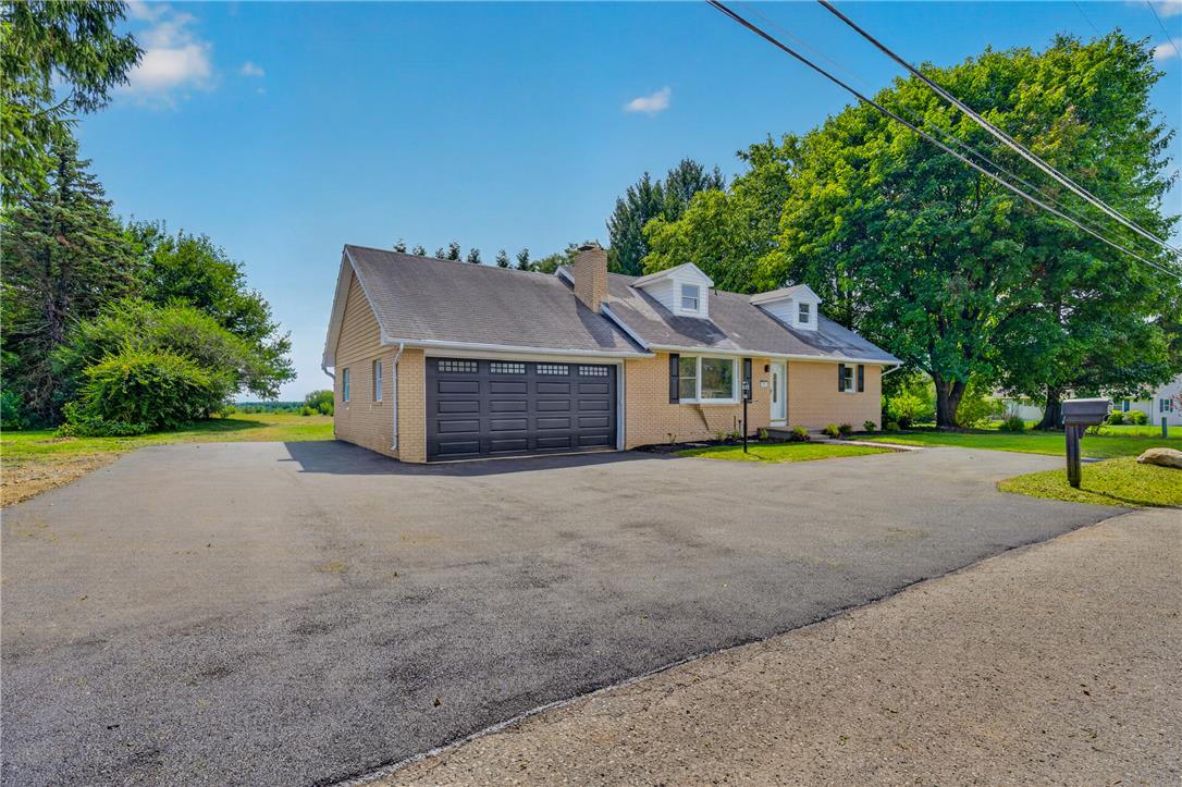 524 Clyde Street Property Photo 3