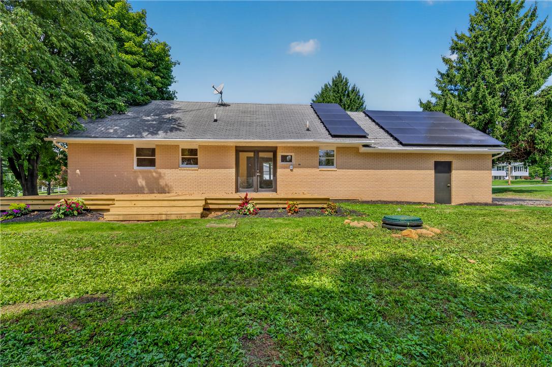 524 Clyde Street Property Photo 5