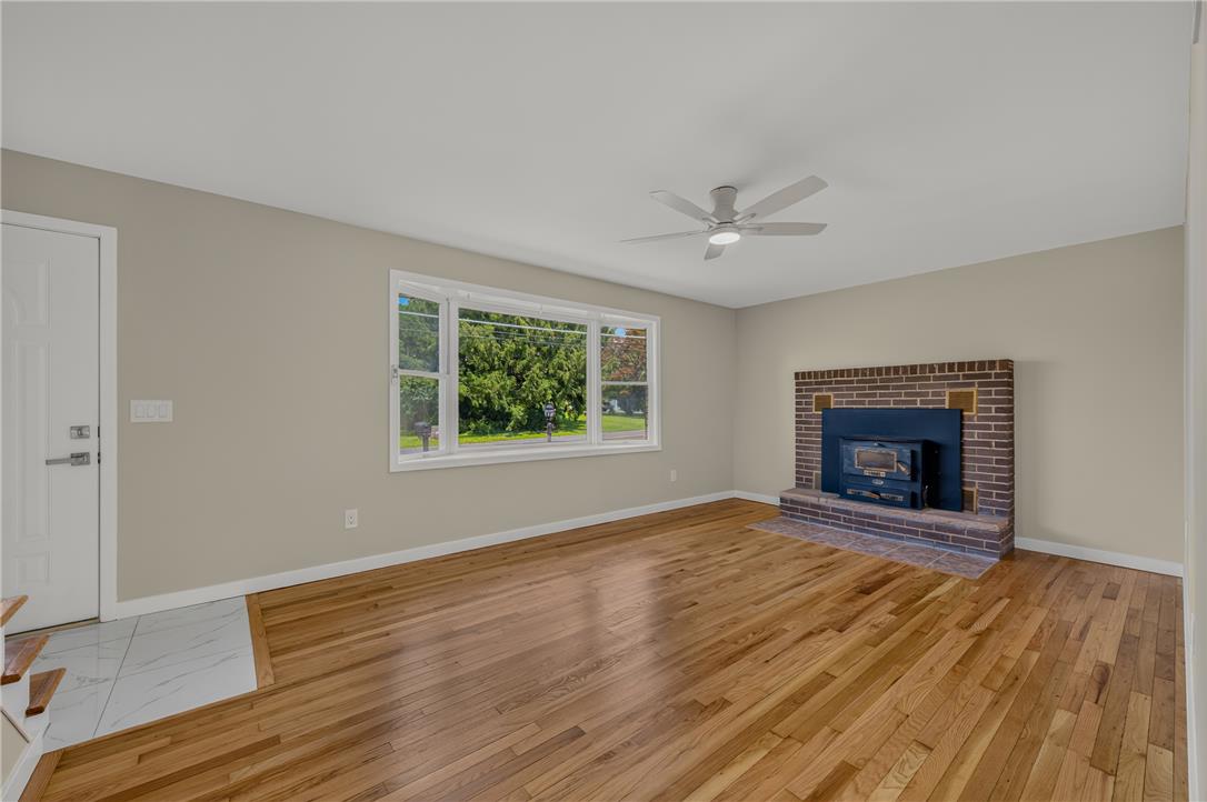 524 Clyde Street Property Photo 10